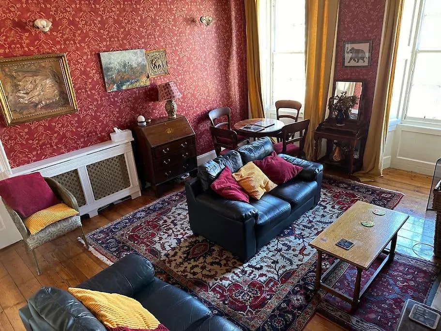 Very Central 2 Bedroom Flat In World Heritage Site Edinburgh United Kingdom