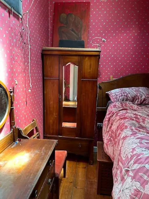 Very Central 2 Bedroom Flat In World Heritage Site Edinburgh United Kingdom